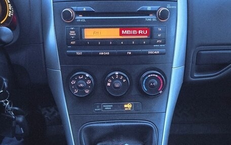 Toyota Auris II, 2011 год, 699 000 рублей, 21 фотография