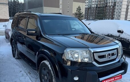 Honda Pilot III рестайлинг, 2008 год, 1 099 999 рублей, 3 фотография