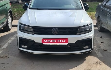 Volkswagen Tiguan II, 2018 год, 3 200 000 рублей, 8 фотография