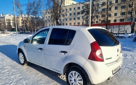 Renault Sandero I, 2014 год, 600 000 рублей, 10 фотография