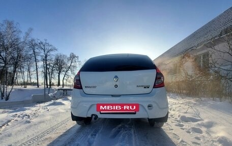Renault Sandero I, 2014 год, 600 000 рублей, 11 фотография