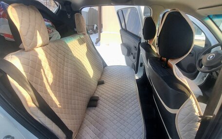 Renault Sandero I, 2014 год, 600 000 рублей, 17 фотография