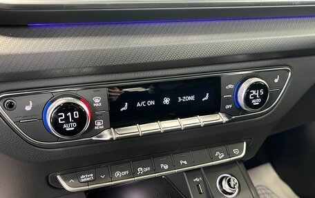 Audi Q5, 2025 год, 5 800 000 рублей, 24 фотография