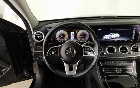 Mercedes-Benz E-Класс, 2019 год, 3 460 000 рублей, 13 фотография