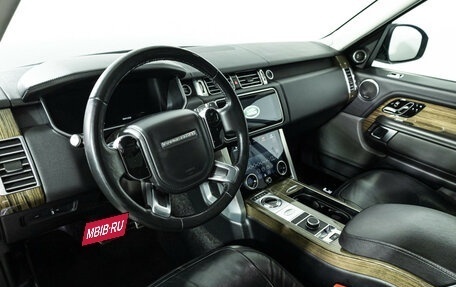 Land Rover Range Rover IV рестайлинг, 2018 год, 6 300 000 рублей, 11 фотография