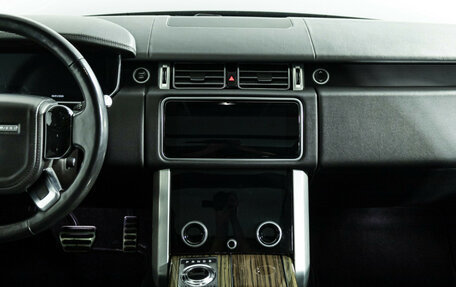 Land Rover Range Rover IV рестайлинг, 2018 год, 6 300 000 рублей, 14 фотография