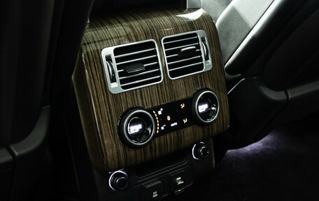 Land Rover Range Rover IV рестайлинг, 2018 год, 6 300 000 рублей, 23 фотография