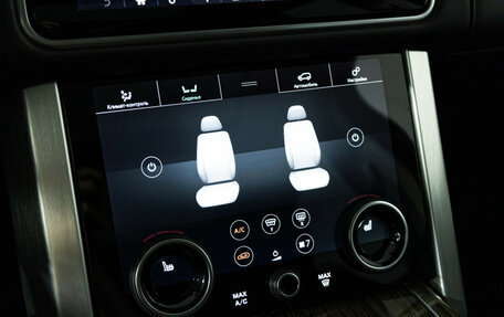 Land Rover Range Rover IV рестайлинг, 2018 год, 6 300 000 рублей, 17 фотография