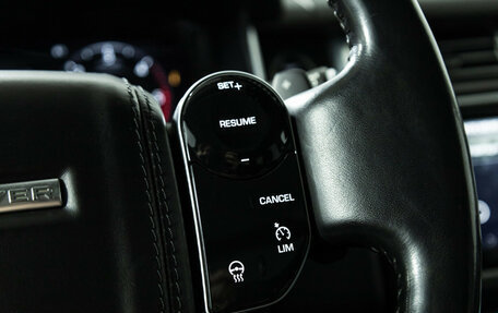 Land Rover Range Rover IV рестайлинг, 2018 год, 6 300 000 рублей, 21 фотография