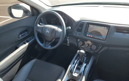 Honda Vezel, 2022 год, 1 899 900 рублей, 4 фотография