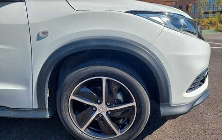 Honda Vezel, 2022 год, 1 899 900 рублей, 13 фотография