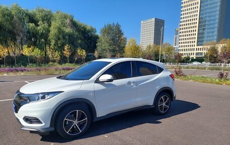 Honda Vezel, 2022 год, 1 899 900 рублей, 18 фотография