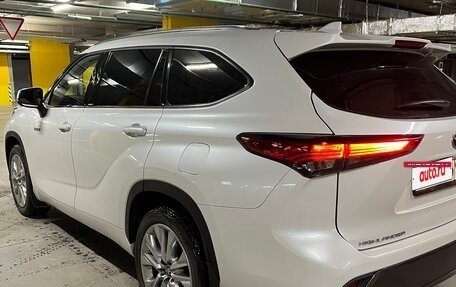 Toyota Highlander, 2022 год, 6 000 000 рублей, 6 фотография