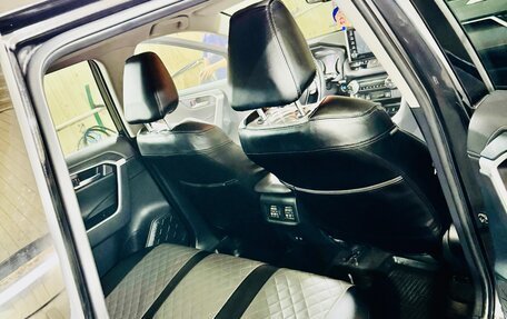 Toyota RAV4, 2021 год, 3 100 000 рублей, 8 фотография