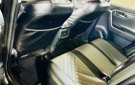 Toyota RAV4, 2021 год, 3 100 000 рублей, 6 фотография