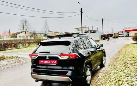 Toyota RAV4, 2021 год, 3 100 000 рублей, 4 фотография