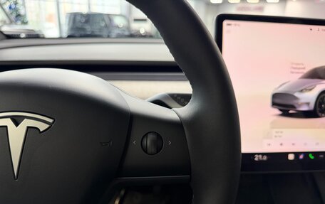 Tesla Model Y I, 2023 год, 5 500 000 рублей, 12 фотография