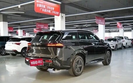 Nissan Pathfinder, 2024 год, 4 750 000 рублей, 5 фотография