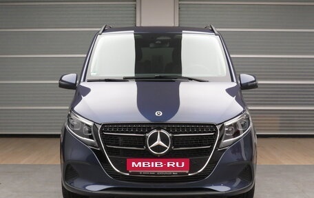 Mercedes-Benz V-Класс, 2024 год, 10 000 000 рублей, 29 фотография