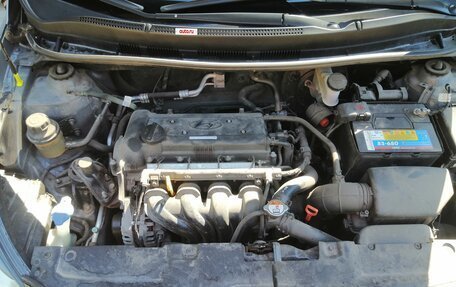 Hyundai Solaris II рестайлинг, 2012 год, 1 000 000 рублей, 3 фотография