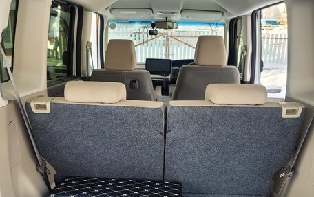 Honda N-BOX II, 2018 год, 1 000 000 рублей, 17 фотография