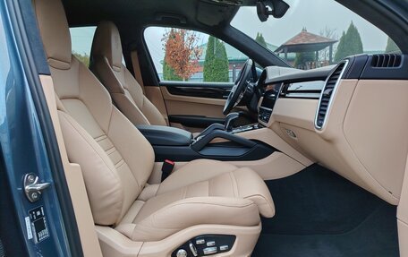 Porsche Cayenne III, 2018 год, 9 250 000 рублей, 24 фотография