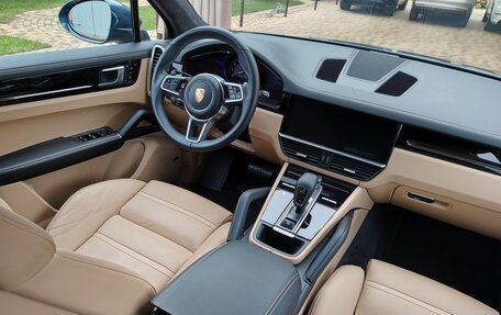 Porsche Cayenne III, 2018 год, 9 250 000 рублей, 26 фотография