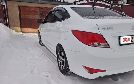 Hyundai Solaris II рестайлинг, 2015 год, 890 000 рублей, 4 фотография