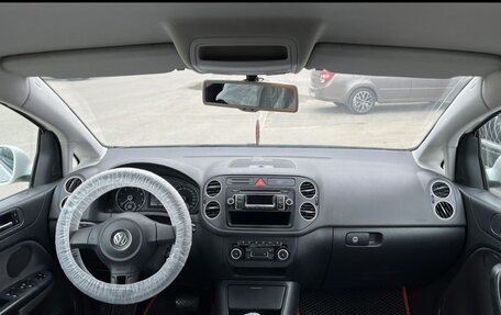 Volkswagen Golf Plus II, 2011 год, 760 000 рублей, 10 фотография