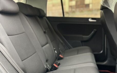 Volkswagen Golf Plus II, 2011 год, 760 000 рублей, 16 фотография