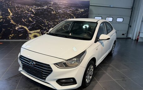 Hyundai Solaris II рестайлинг, 2018 год, 1 410 000 рублей, 3 фотография