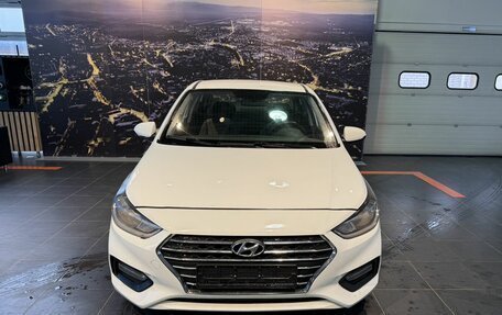 Hyundai Solaris II рестайлинг, 2018 год, 1 410 000 рублей, 2 фотография