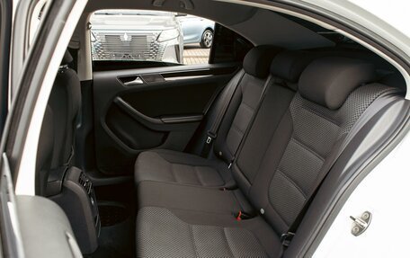 Volkswagen Jetta VI, 2016 год, 1 195 000 рублей, 16 фотография