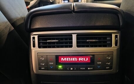 Lexus LX III, 2013 год, 3 990 000 рублей, 26 фотография