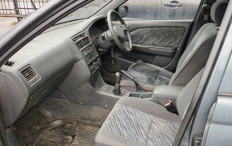 Toyota Caldina, 2001 год, 160 000 рублей, 5 фотография