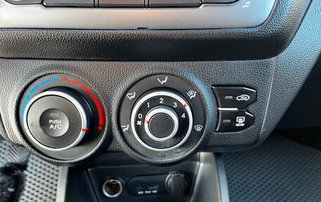 KIA Rio III рестайлинг, 2014 год, 790 000 рублей, 14 фотография