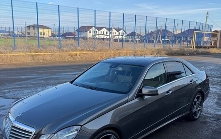 Mercedes-Benz E-Класс, 2009 год, 1 100 000 рублей, 4 фотография