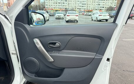 Renault Logan II, 2022 год, 1 175 000 рублей, 15 фотография