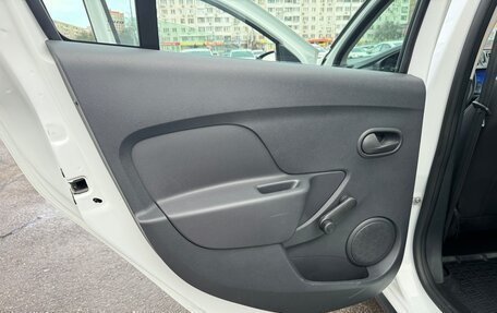 Renault Logan II, 2022 год, 1 175 000 рублей, 13 фотография