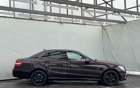 Mercedes-Benz E-Класс, 2009 год, 1 300 000 рублей, 10 фотография