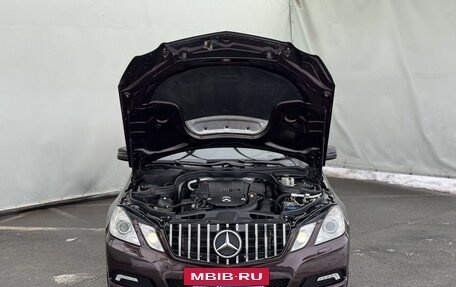 Mercedes-Benz E-Класс, 2009 год, 1 300 000 рублей, 4 фотография