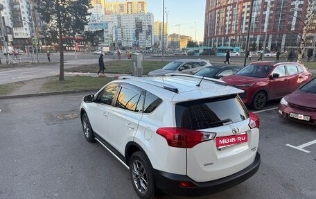 Toyota RAV4, 2014 год, 2 250 000 рублей, 2 фотография