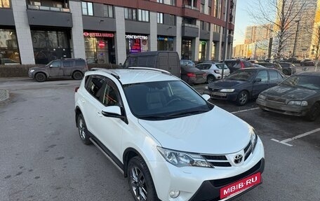 Toyota RAV4, 2014 год, 2 250 000 рублей, 3 фотография