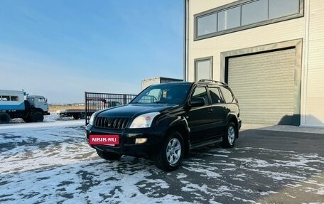 Toyota Land Cruiser Prado 120 рестайлинг, 2004 год, 2 229 000 рублей, 2 фотография
