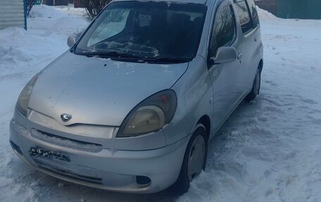 Toyota FunCargo, 2001 год, 400 000 рублей, 1 фотография