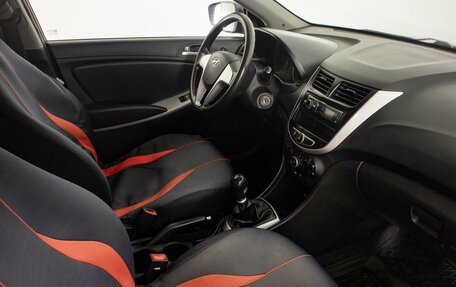 Hyundai Solaris II рестайлинг, 2011 год, 549 000 рублей, 10 фотография