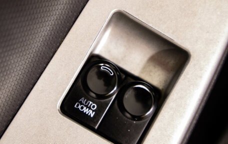 Hyundai Solaris II рестайлинг, 2011 год, 549 000 рублей, 19 фотография