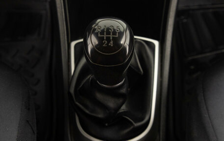 Hyundai Solaris II рестайлинг, 2011 год, 549 000 рублей, 17 фотография