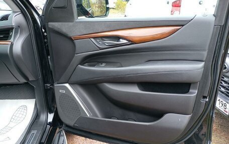 Cadillac Escalade IV, 2019 год, 4 980 600 рублей, 17 фотография