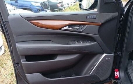 Cadillac Escalade IV, 2019 год, 4 980 600 рублей, 6 фотография